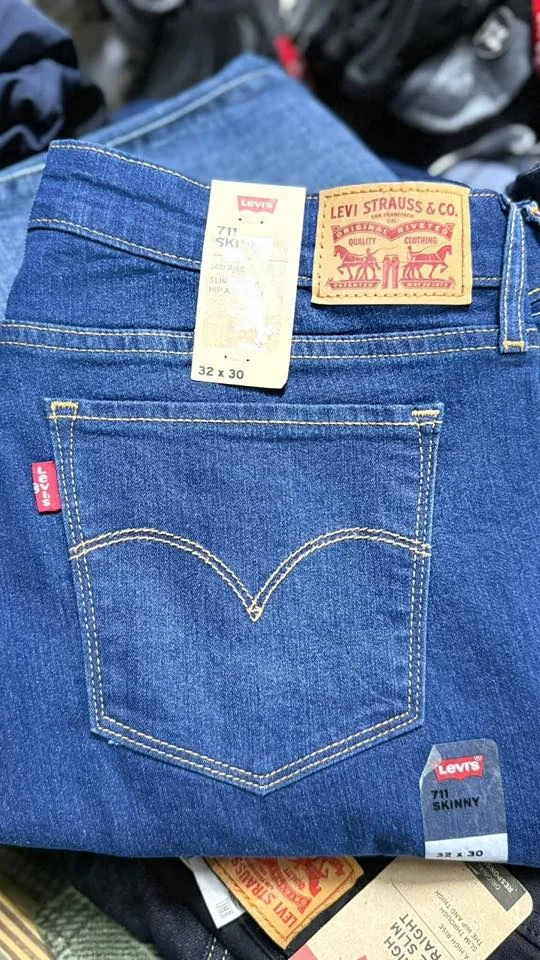 Levi Jean Clothings Liquidation Pallets Wholesale - Image 2