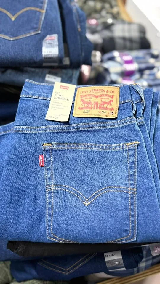 Levi Jean Clothings Liquidation Pallets Wholesale - Image 12