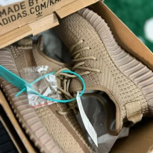 Wholesale Yeezy Pallets Liquidation