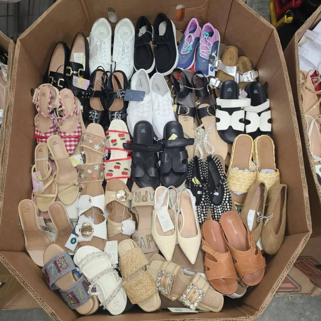 Women Wholesale Sandals Pallets - Image 10