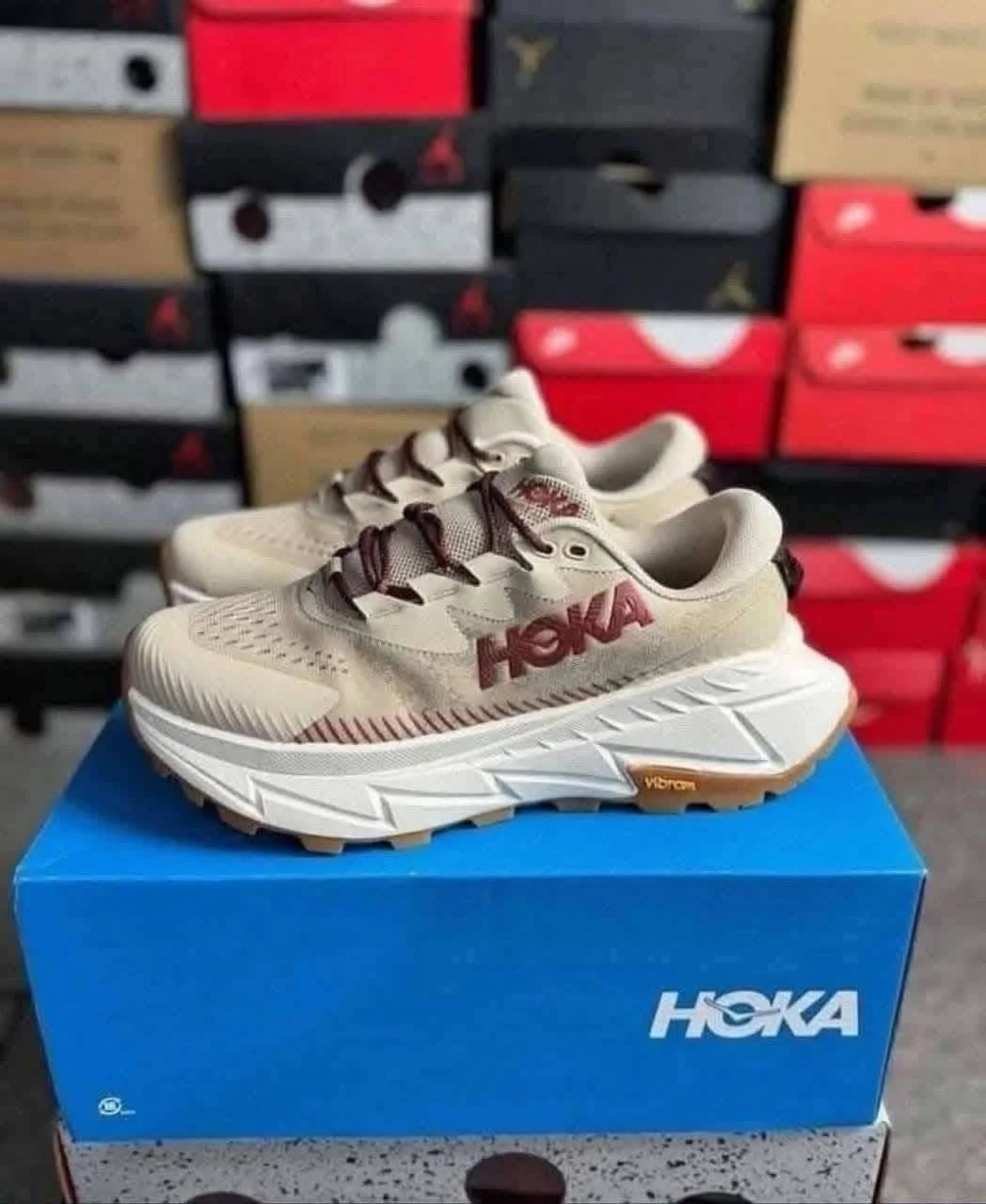 Hoka Shoes Pallets Wholesale for Resellers - Image 7