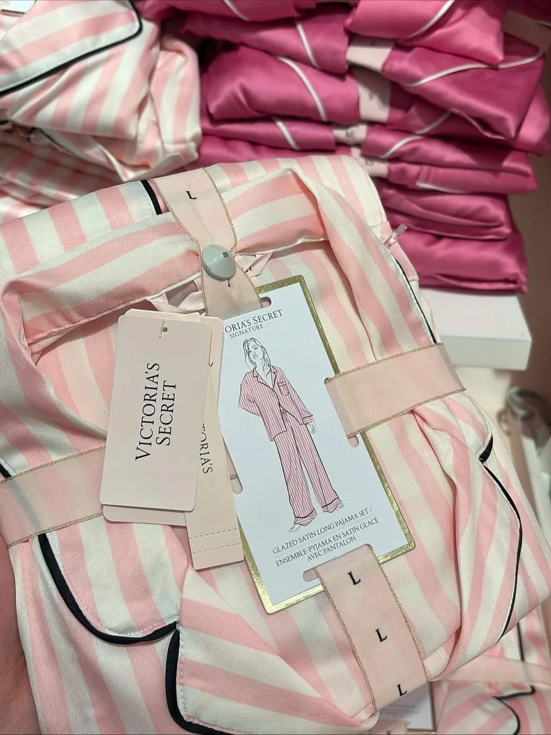 Victoria Secret Pyjamas Wholesale Pallets - Image 2