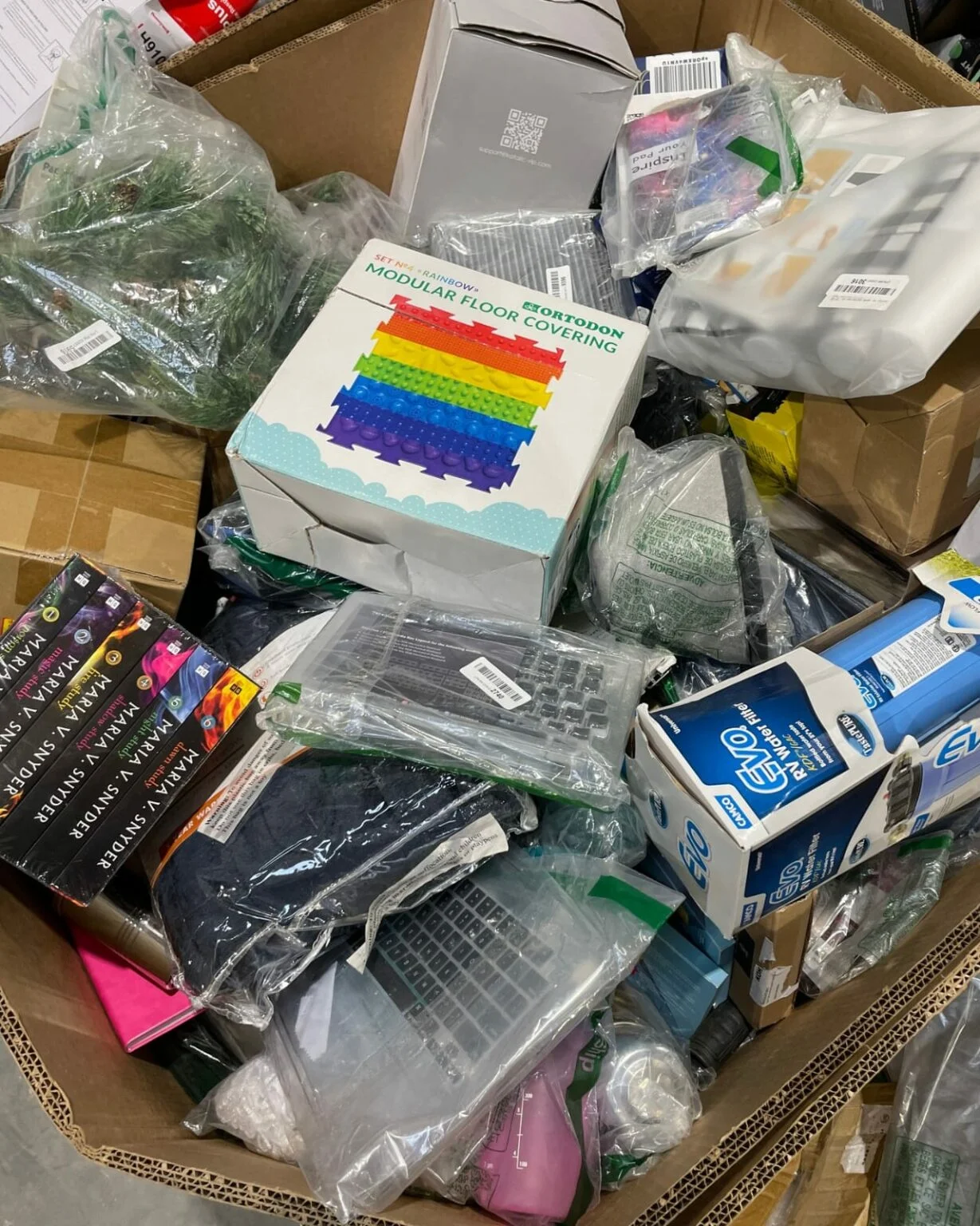 Amazon Bulk Liquidation Lot Pallets for Resellers - Image 8