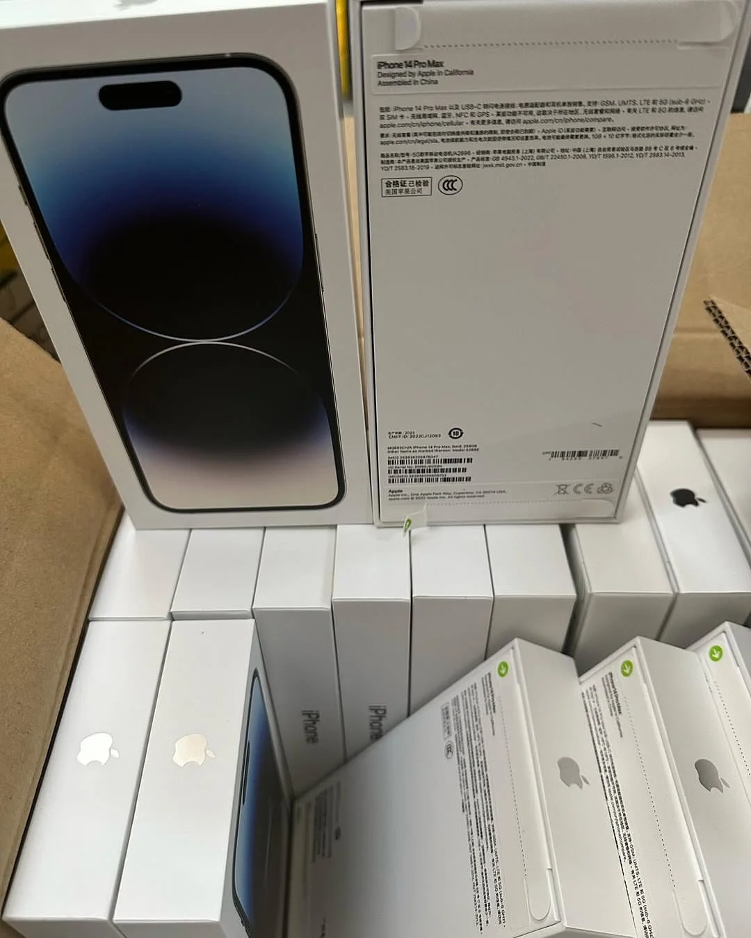 Bulk Iphone 14 Pallets for Resellers and Wholesale Buyers